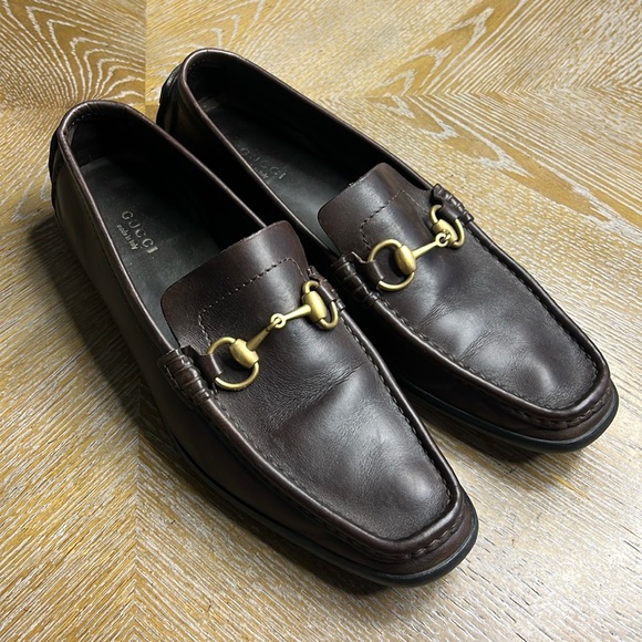 GUCCI Brown Buckle Leather Loafers 9.5 - Picture 1 of 10